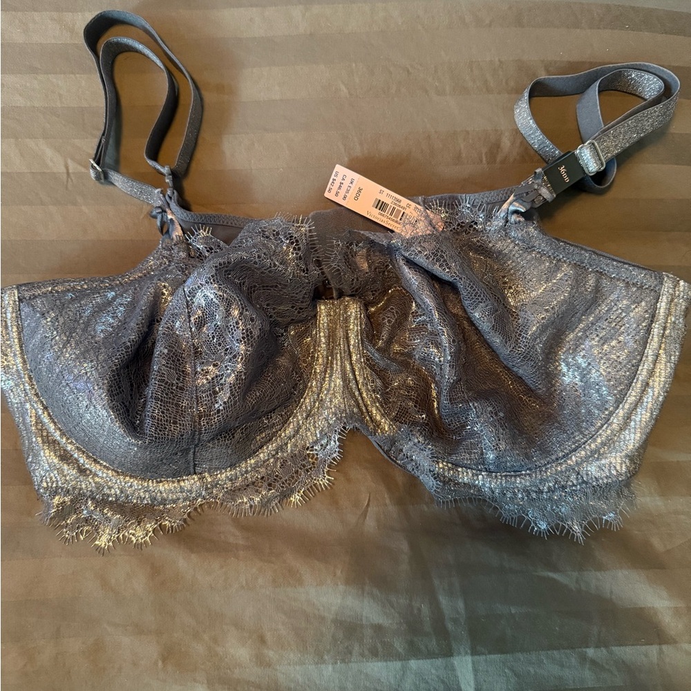 Victoria's Secret Shimmer Lace Bra in Silver and Gray